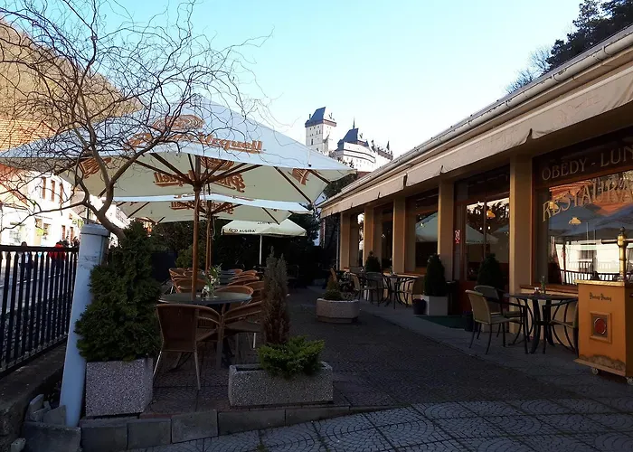 Maison d'hôtes A Restaurace Vyhlidka Karlštejn
